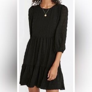 Madewell ruffle hem mini dress with sheer bubble sleeves. Size 0